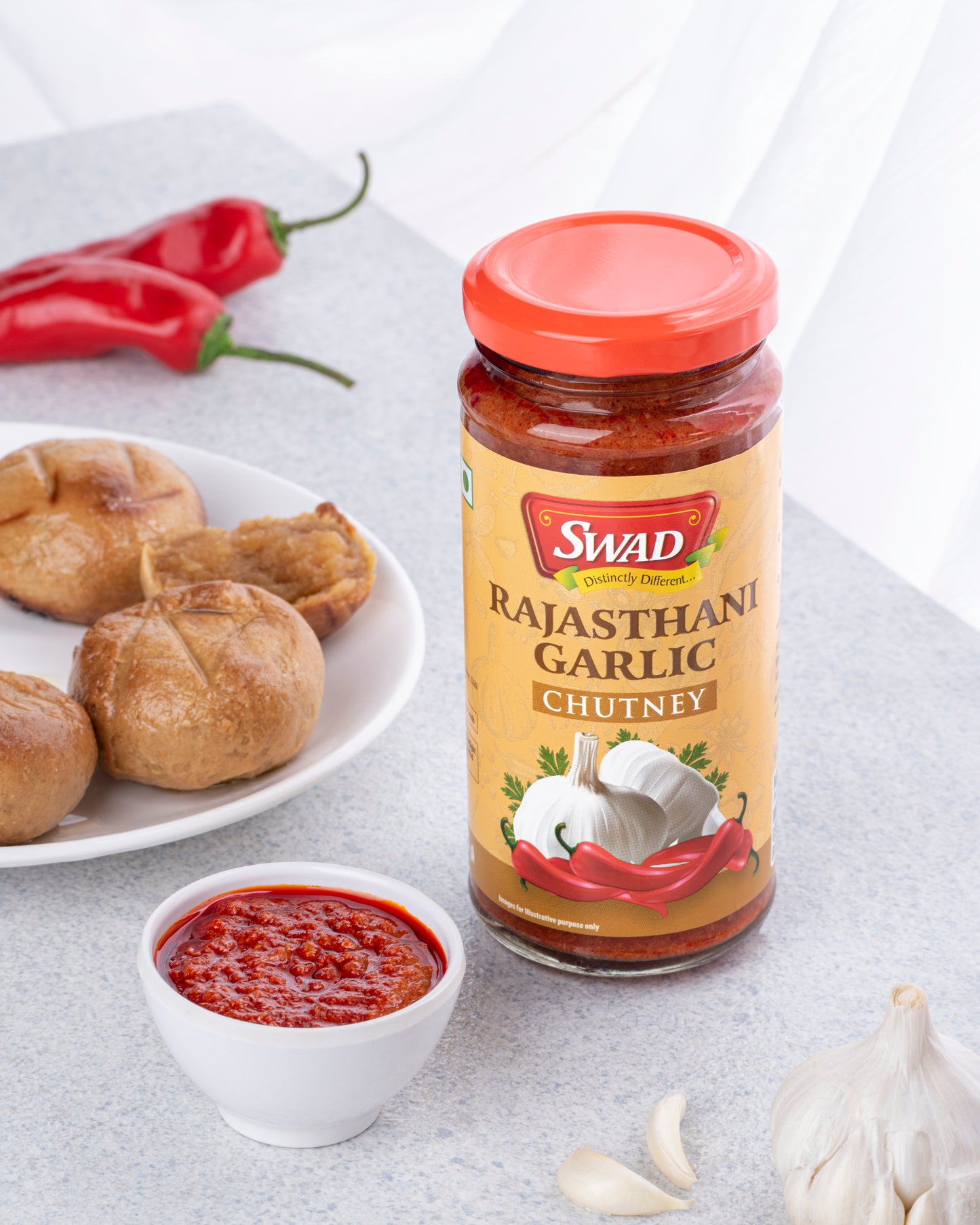 Daily Taste starter combo: Mango Pickle 400g & garlic chutney 250g